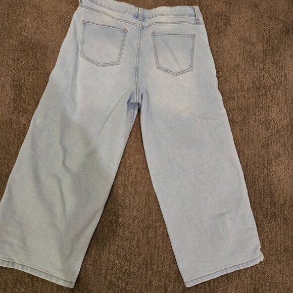 Jeans - Picture 2 of 2